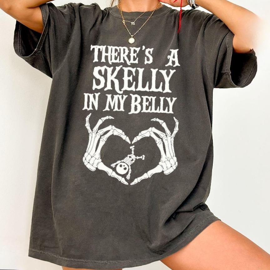 Comfort Colors Spooky Mama Announcement Tee, Halloween Pregnancy Shirt, Pregnancy T-shirt - AMBER 9
