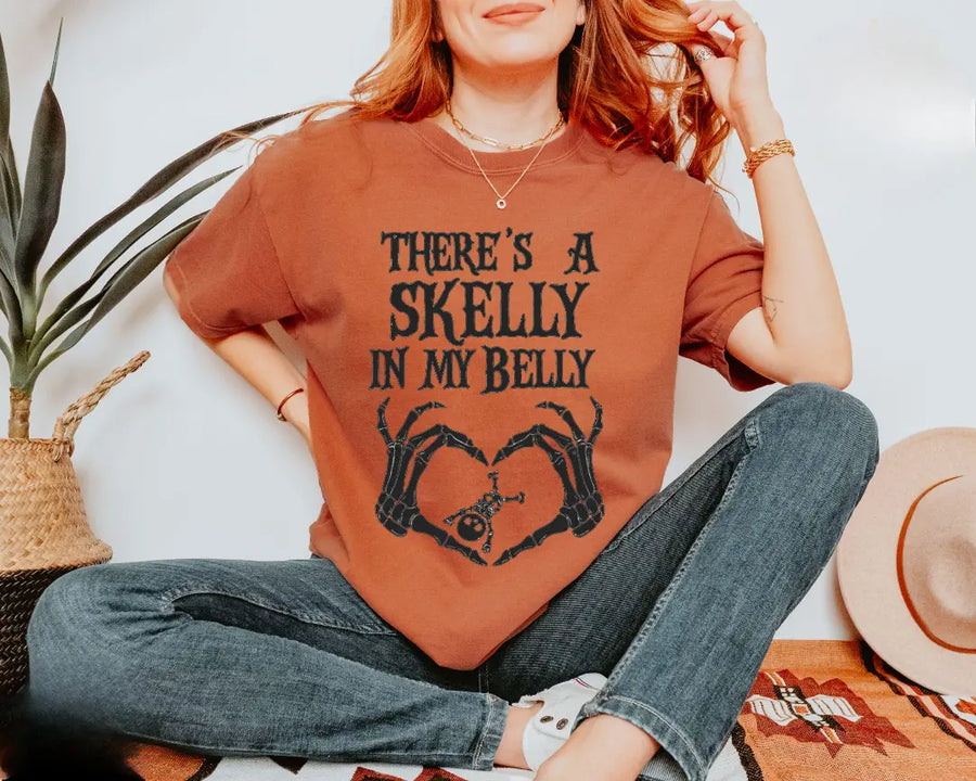 Comfort Colors Spooky Mama Announcement Tee, Halloween Pregnancy Shirt, Pregnancy T-shirt - AMBER 2