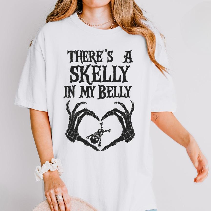 Comfort Colors Spooky Mama Announcement Tee, Halloween Pregnancy Shirt, Pregnancy T-shirt - AMBER 16